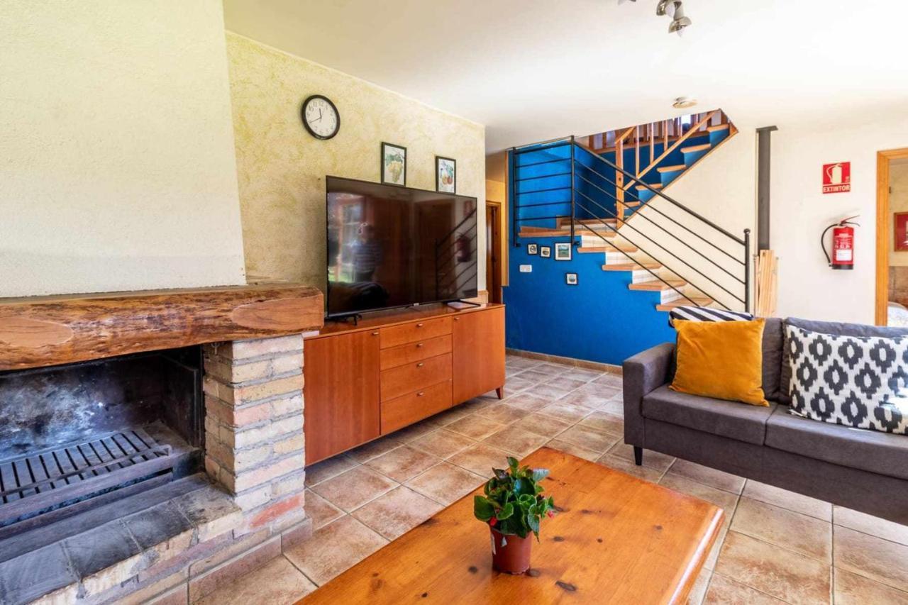 Can Salva Casa Rural En Magnifico Entorno Natural Жирона Экстерьер фото